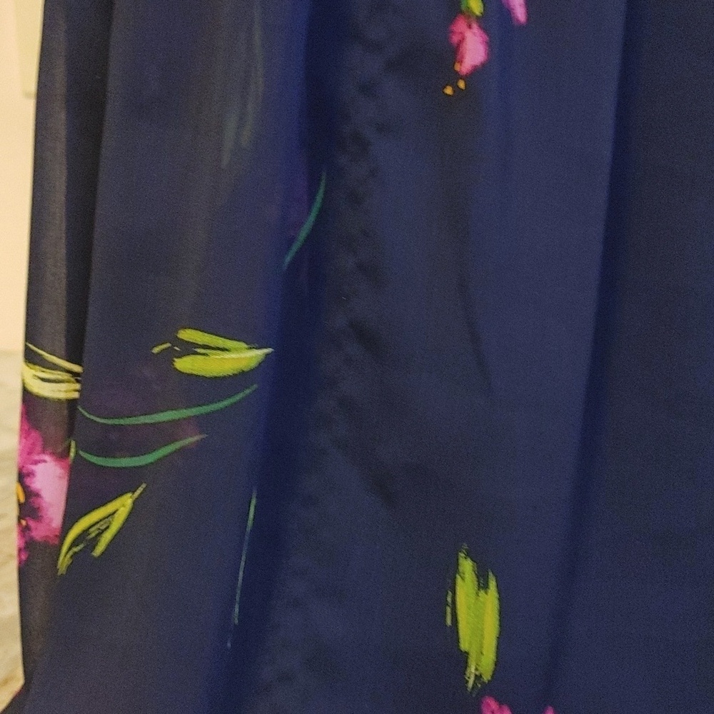 DKNY Short Sleeve Chiffon Mini Dress or Top Navy w Pink Flowers Size 10 - Picture 6 of 12